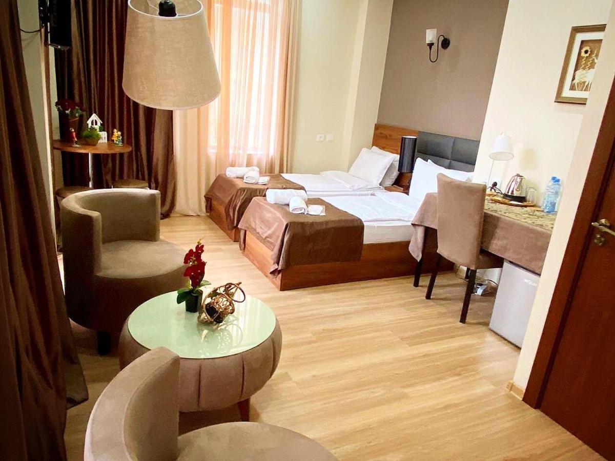 Hotel Terrace Tbilisi Exterior photo